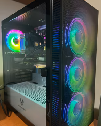 Pc da gaming nuovo + postazione