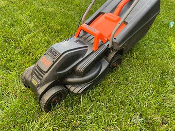 Tosaerba Black Decker elettrico tagliaerba
