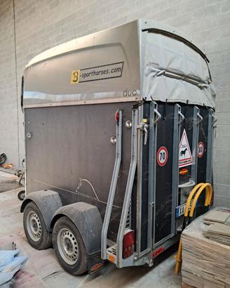 TRAILER TRASPORTO CAVALLI