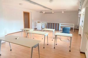 Locale ampia metratura centralissimo