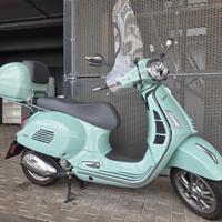 Piaggio Vespa 300 GTS - 2024
