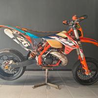 Ktm EXC 300 SUPER MOTARD NON TRATTABILE