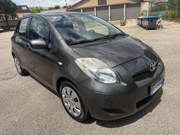TOYOTA Yaris 1.4 D-4D DPF 5p Sol senza nessun la