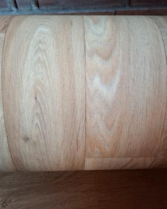 pavimento effetto legno in rotolo pvc