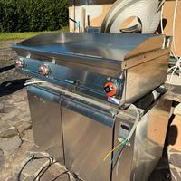 Piastra Fry Top Elettrico Liscio 3 zone di cottura