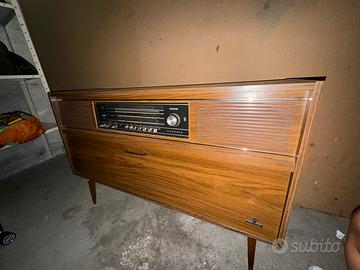 Mobile radio giradischi GRUNDING anni 70