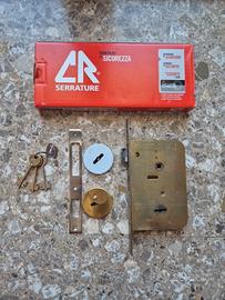 CR 8000 SERRATURA PER PORTE 