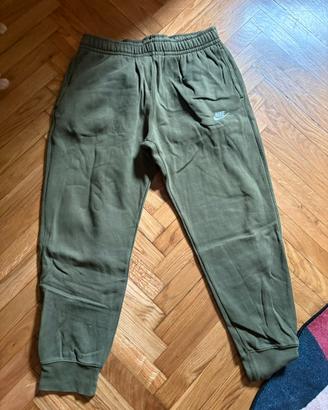Pantaloni Nike