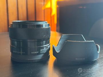 SONY 35mm 1.8 OSS