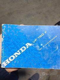 Honda VF 750 F libretto