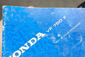 Honda VF 750 F libretto