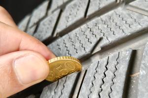 4 Gomme Invernali TOYO 245/45 R19 102V XL - COME N