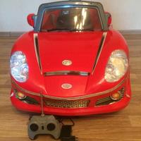 Macchinina rossa elettrica per bambini con telecom