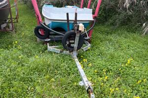 barche motori e attrezzi per la pesca