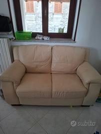Divano 2 posti