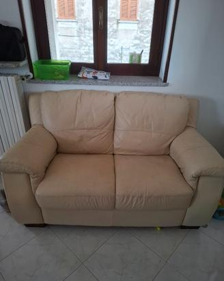 Divano 2 posti