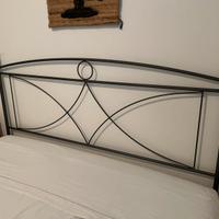Testata letto matrimoniale in ferro battuto