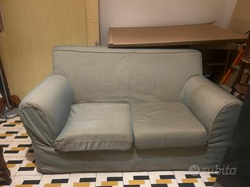 Divano 2 posti