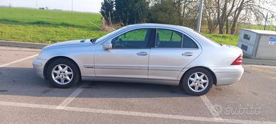 Mercedes CDI 200