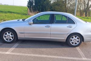 Mercedes CDI 200