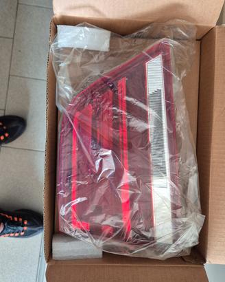 Fanale posteriore destro BMW X3 F25 da 2011 NUOVO