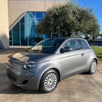 Fiat 500e Berlina 42 kWh La Prima possibilità nole