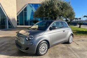 Fiat 500e Berlina 42 kWh La Prima possibilità nole