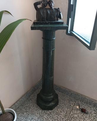 Antica Colonna In Marmo Verde Delle Alpi XIX Sec.