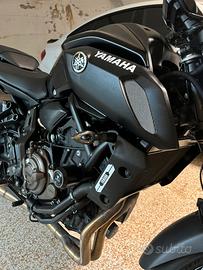 Yamaha MT-07 EX 35 kW