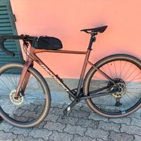 Megamo Jakar 20 - Gravel
