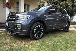 Volkswagen T cross R line