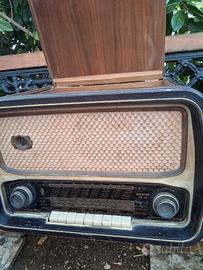 Radio vintage Magnadine  anni 60
