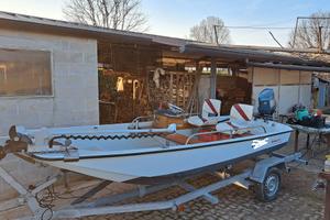 boston whaler 13