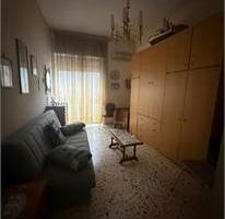 Via Bari - Trivani al piano intermedio