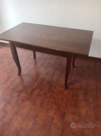 tavolo in legno