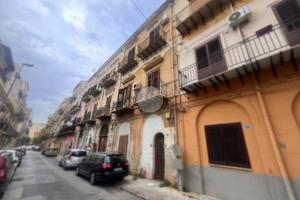 3 LOCALI A PALERMO