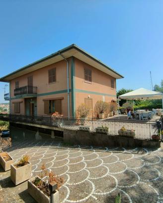 Rif.58 Villa Unifamiliare Albano Laziale Castelli