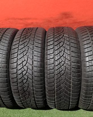 215 55 17 Gomme Invernali GoodYear 215 55 R17