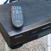 Videoregistratore per cassette VHS Hitachi