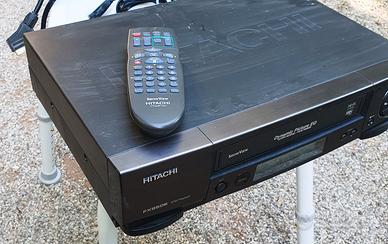 Videoregistratore per cassette VHS Hitachi