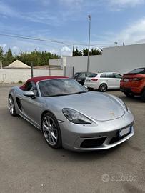 Porsche 718 Spyder Boxster 2.0