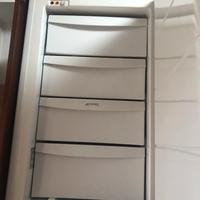 CONGELATORE VERTICALE SMEG A 4 CASSETTI