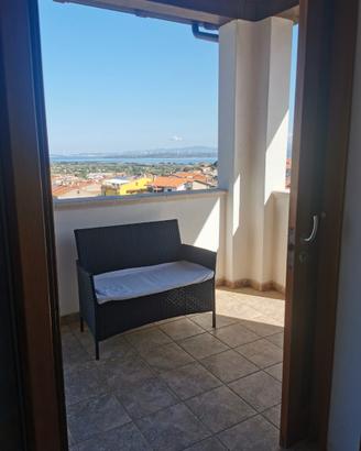 Casa con terrazza e parcheggio e vista mare
