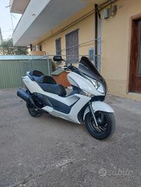 Honda sw-t 400