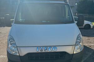 Iveco Daily 170 cv furgone cassonato euro 5