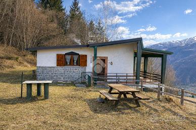 CASA INDIPENDENTE A TIRANO