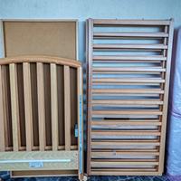 Lettino pali bambini con materasso