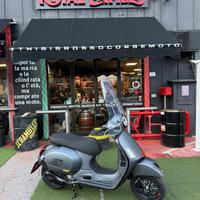 Vespa GTS 300 Super Sport