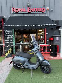 Vespa GTS 300 Super Sport