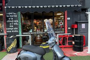 Vespa GTS 300 Super Sport